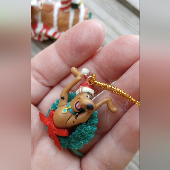 Scooby Doo set of 2 ornaments - Picture 2 of 5